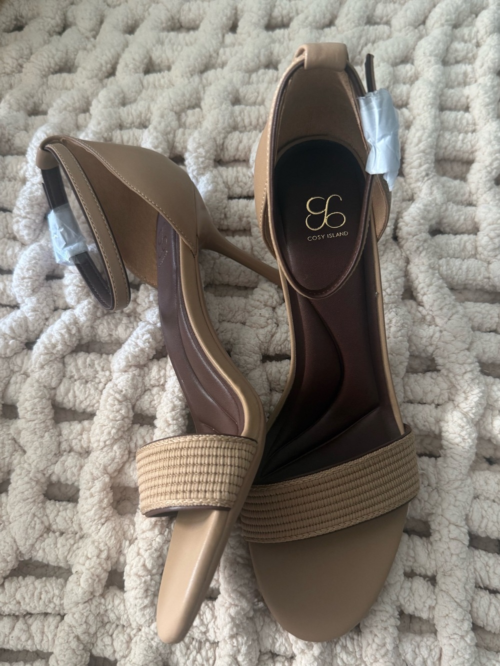Cosy Island VibeStrap Single-Band Round Toe Heeled Sandal